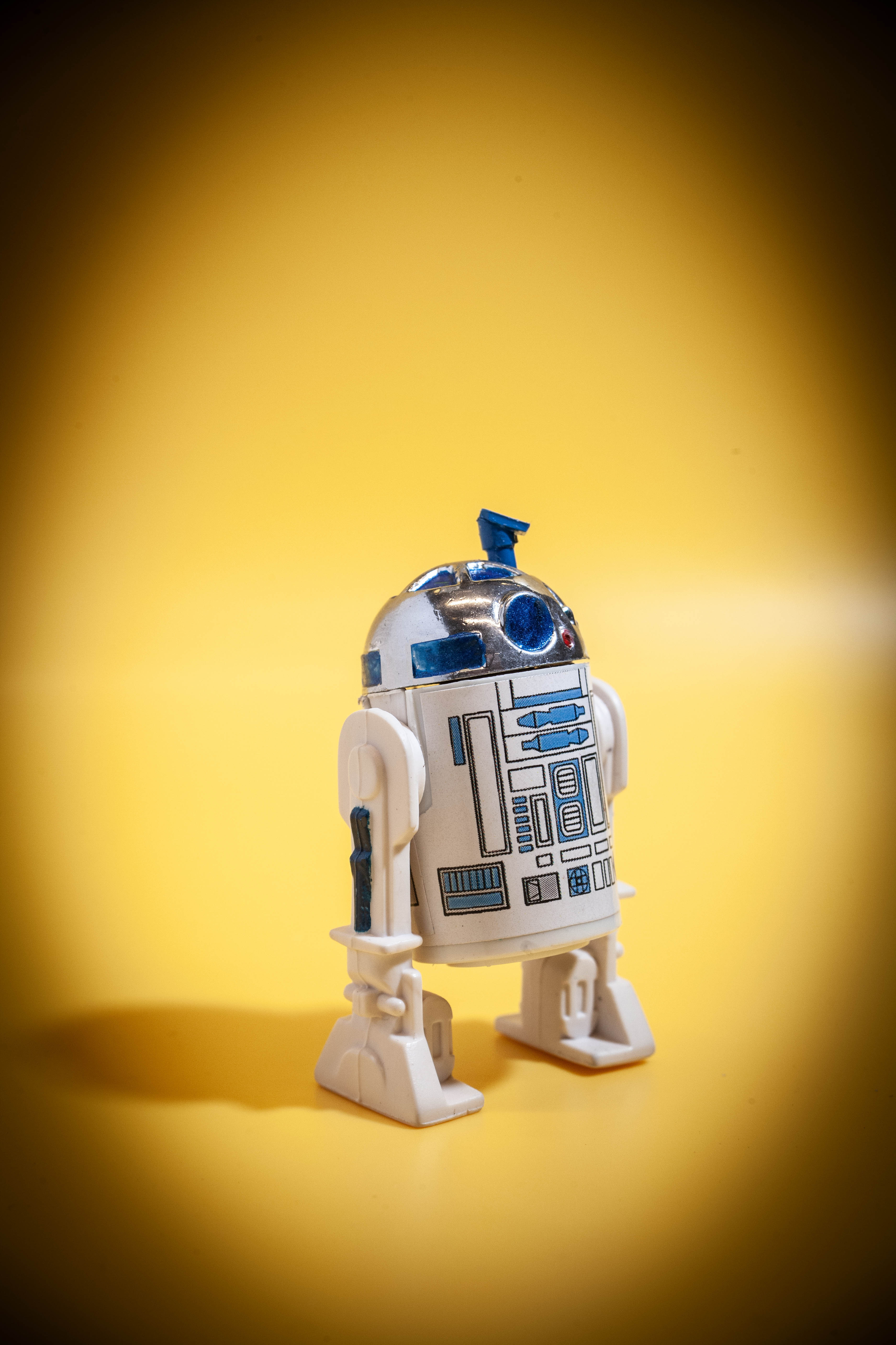R2-D2 Bespin image 4